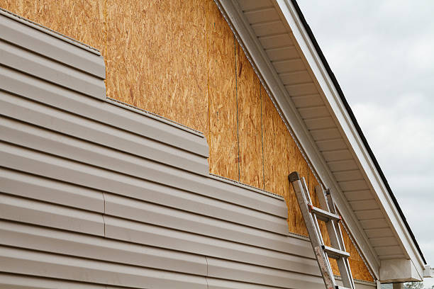 24/7 Emergency Storm Damage Siding Repair experts in Blythewood, SC